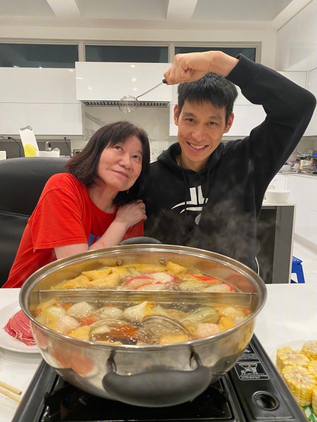 在线投注注册-放弃中国超级明星待遇 林书豪正式启程逐梦NBA