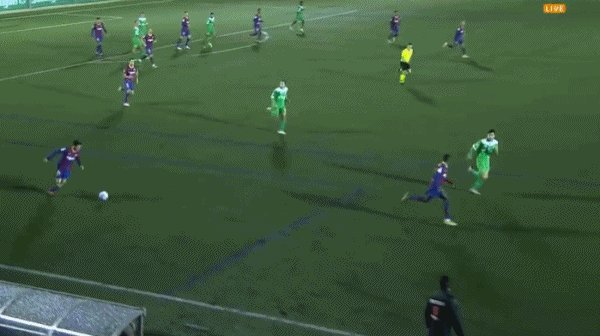 1611269480459023175.gif 5.gif